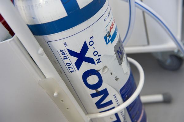 Bouteille de Meopa : mélange équimolaire d’oxygène et de protoxyde d’azote