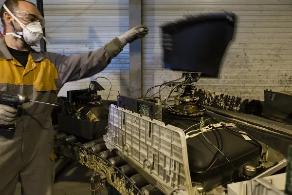 Risque d’exposition au plomb dans le recyclage d’équipements électroménagers