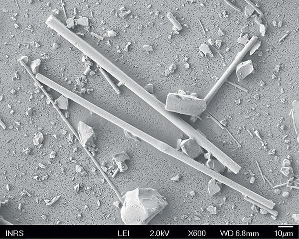 « fibres céramiques réfractaires par microscopie électronique » « fibres céramiques réfractaires par microscopie électronique »
